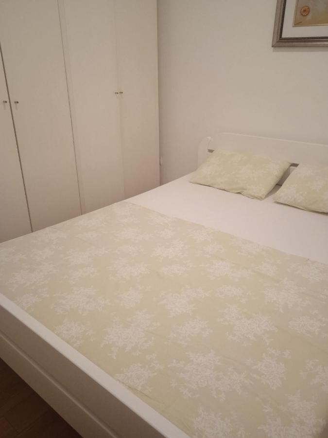 Comfort Apartments Bar Ngoại thất bức ảnh