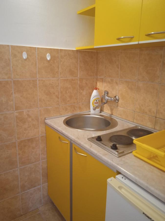 Comfort Apartments Bar Ngoại thất bức ảnh