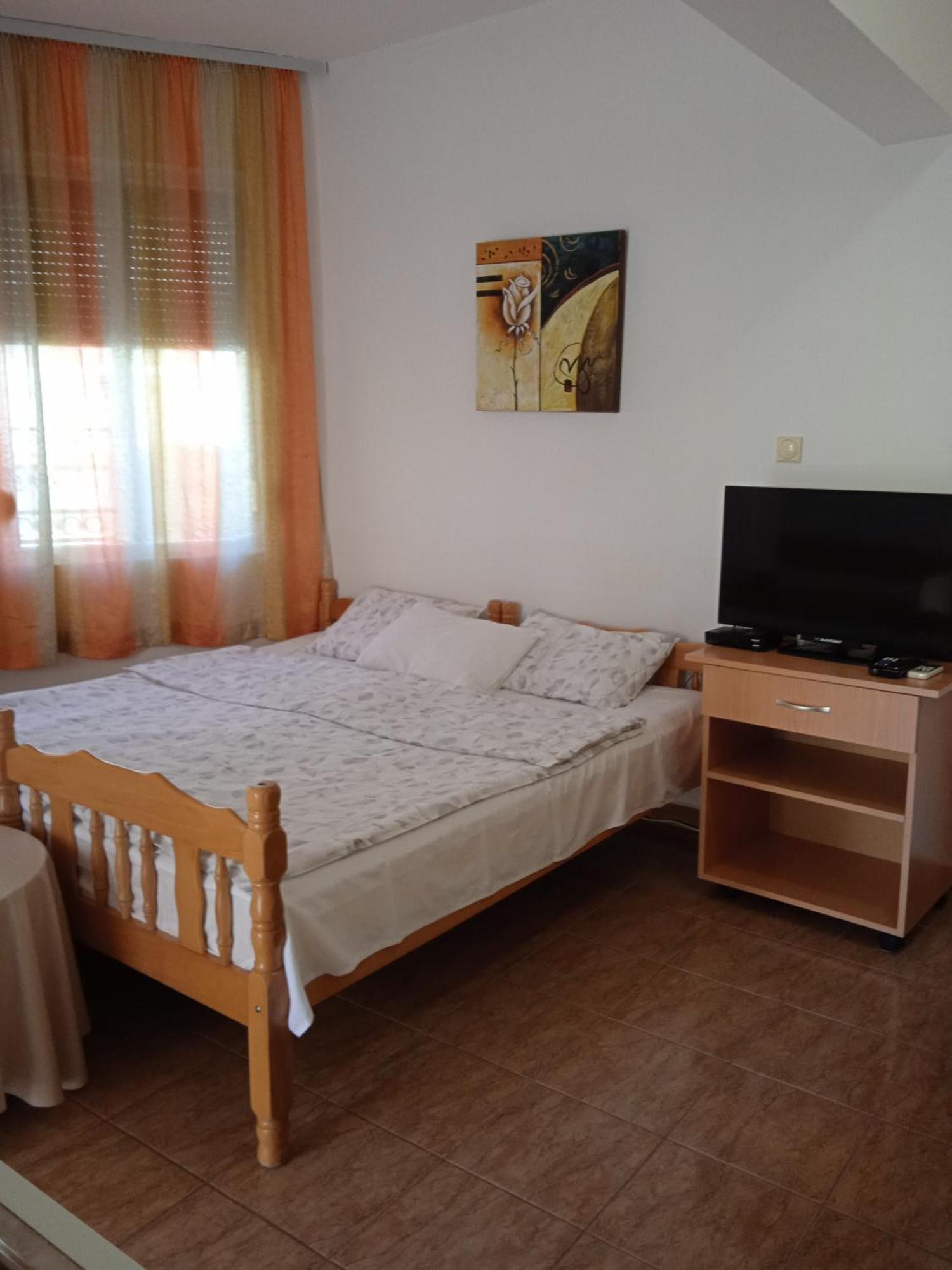 Comfort Apartments Bar Ngoại thất bức ảnh